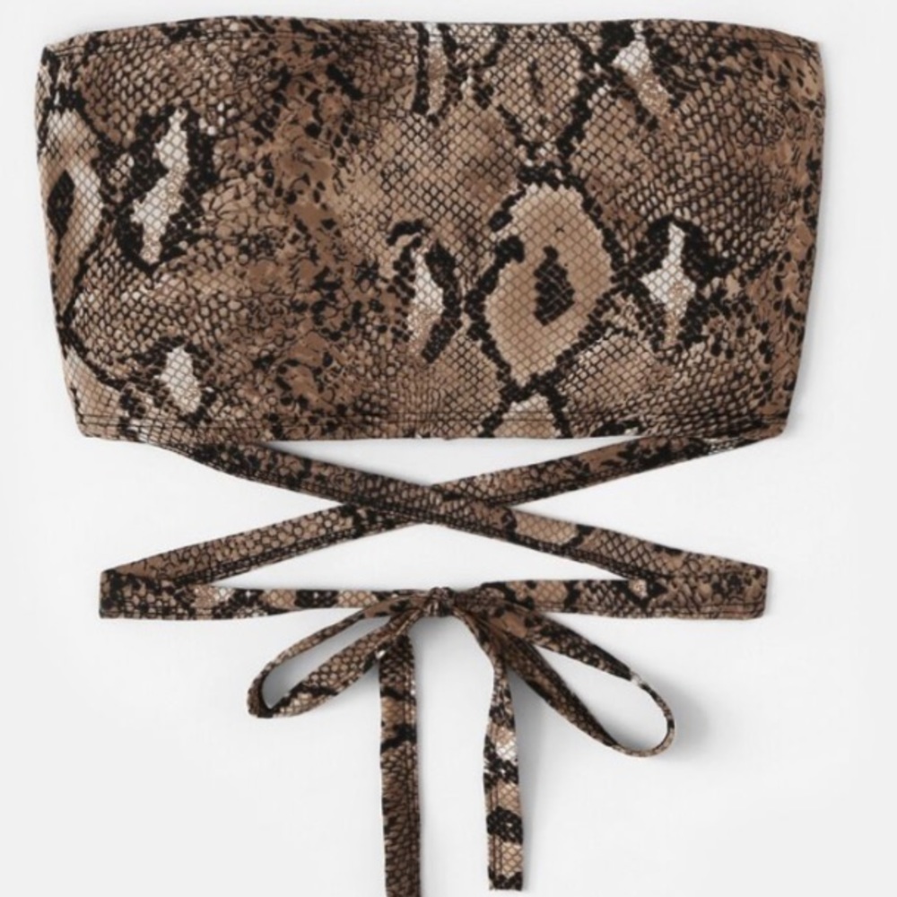 🌻 SEXY SNAKE PRINT TIE CROP 🌻 - Picture 2 of 2